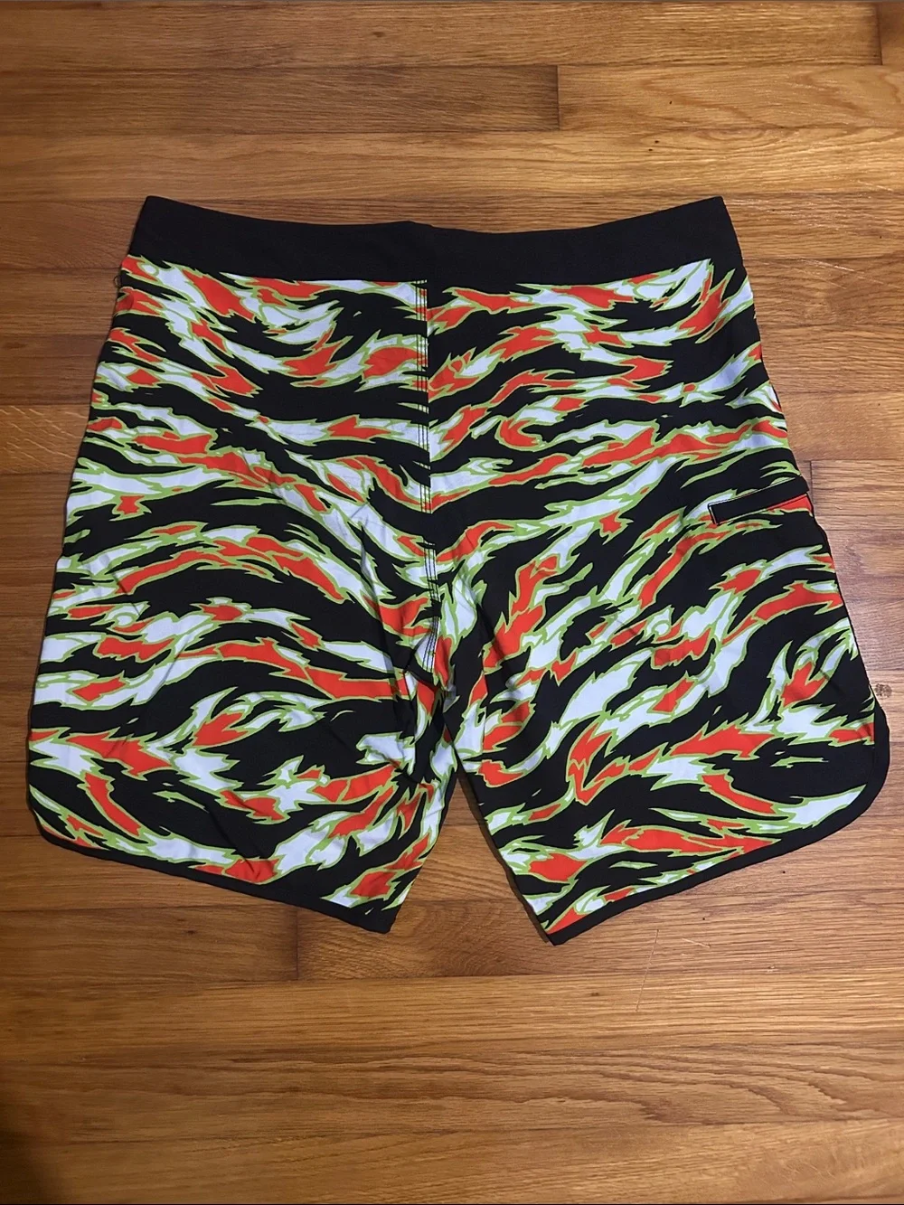 Hawaiis Finest Men’s Black Orange and Neon Green Board Shorts SZ 38